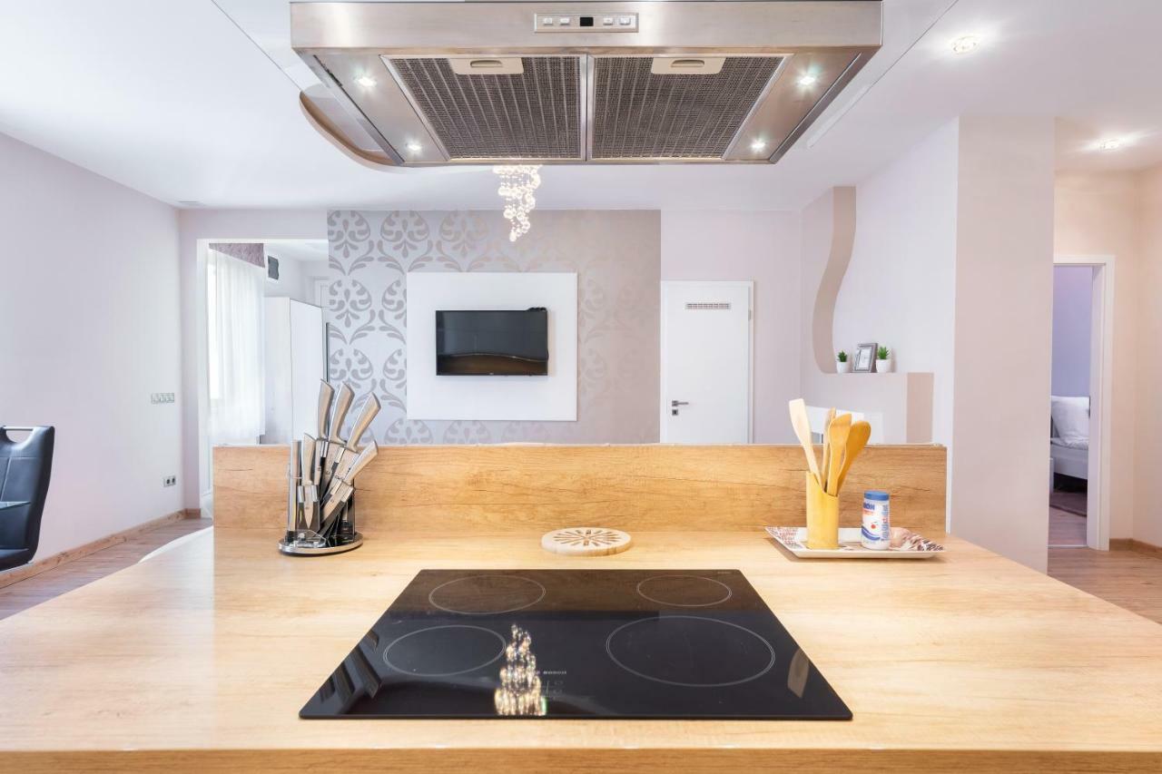 Raday Grand Deluxe Appartement *